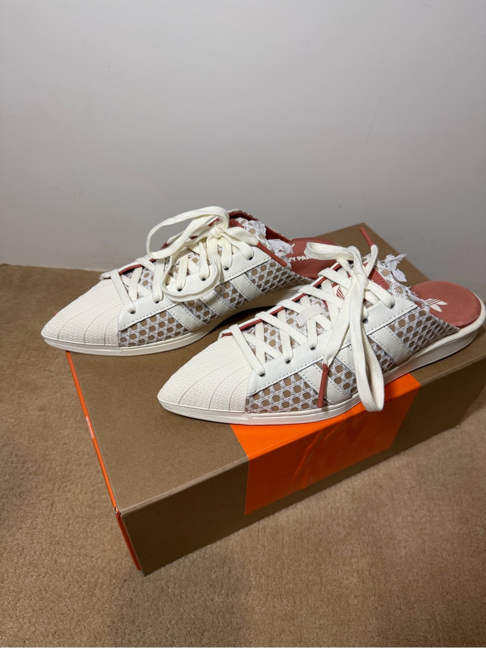 Adidas X Ivy Park Mule - Lace-Up Slip-On Sneakers in Cream